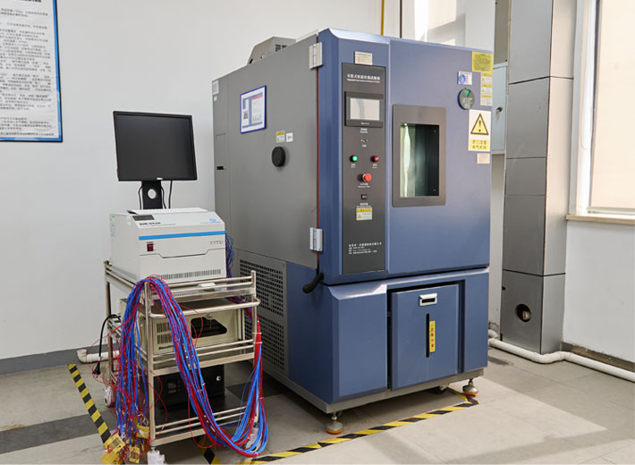 恒温恒湿试验箱 + 盐雾试验机